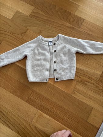 Baby Cardigan Grösse 56