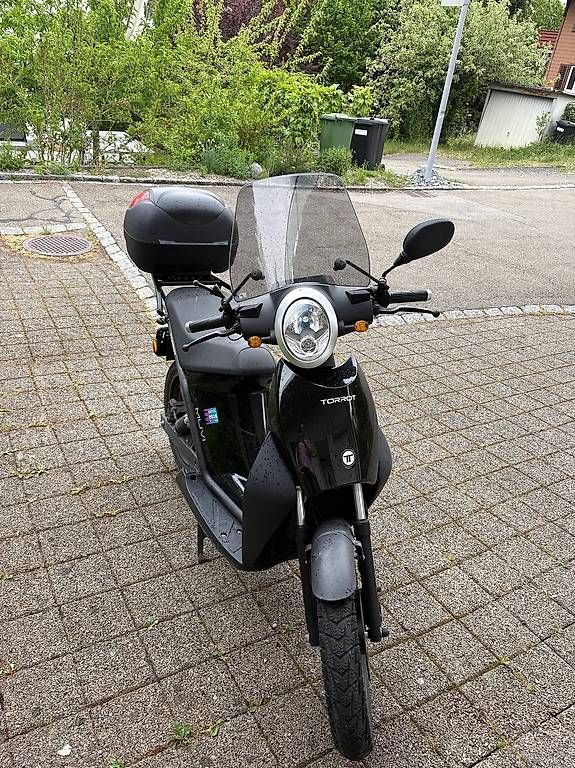 Scooter: Torrot Muvi City Elektromotorroller Schwarz – Difettoso da Wädenswil venduto da Masos72