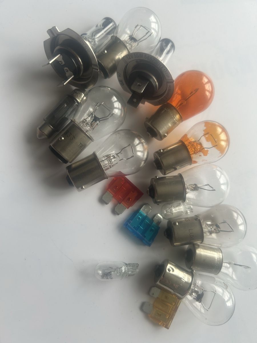 Lampade: Beleuchtung Glühbirnen Auto Old School – Nuovo (secondo la descrizione) da Horn venduto da aCtutoNR