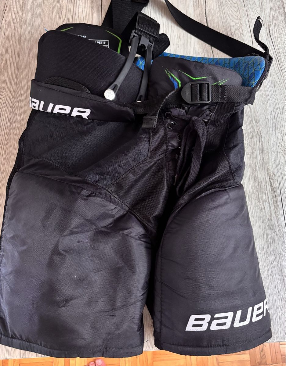 Bauer Hosen: Bauer Hose Junior S – Gebraucht aus Sulgen von Barbapapa69