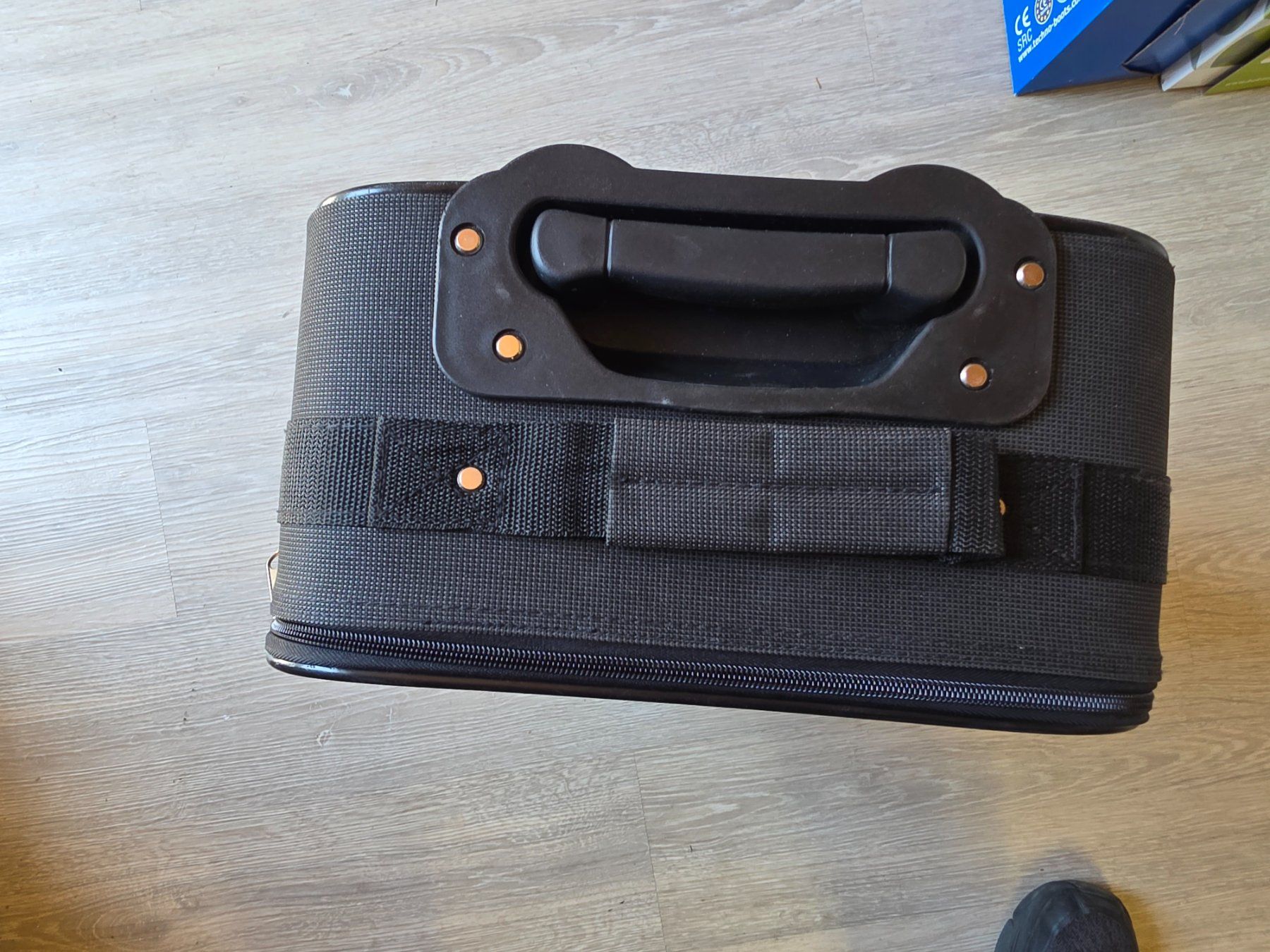Reisekoffer: Handgepäck Koffer Roll Trolley – Gebraucht aus Walterswil BE von Lonitti 1