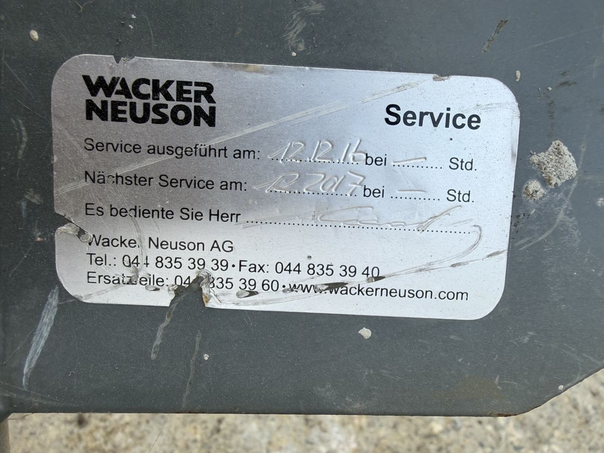 Wacker Neuson Alle Maschinen: Vibrationsplatte Wacker Neuson  – Defekt aus Niederbipp von baggerch 4