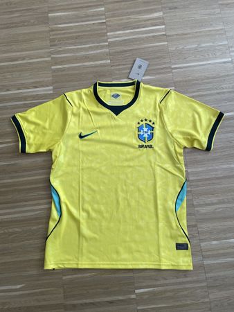 Football tshirt Brasilien, Nike, Größe M, Neu mit Etikett!