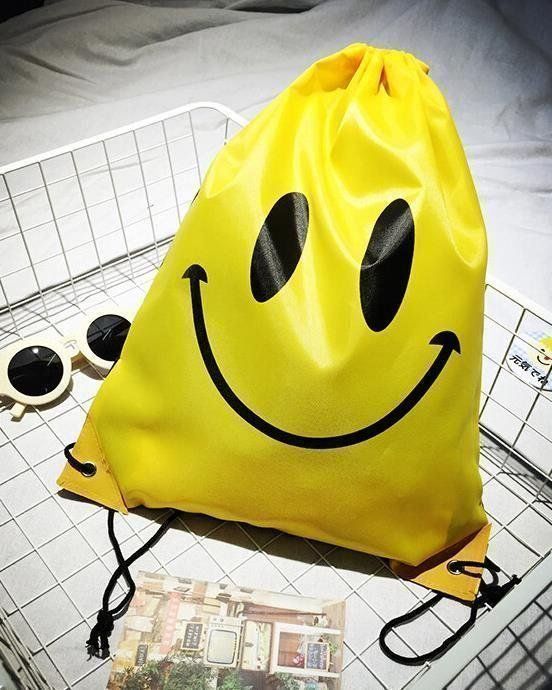 Rucksäcke: Rucksack Backpack Smiley Emoji Chat Whatsapp iPhone Google – Neu und originalverpackt aus Dättlikon von easythings 1