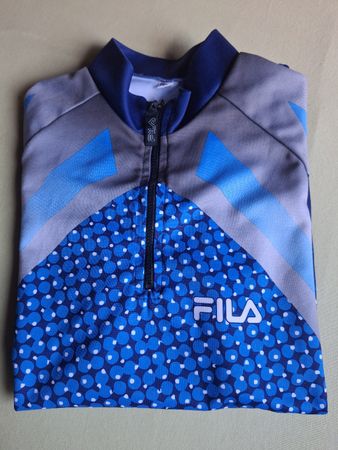 Maillot - T-shirt sport taille S marque Fila