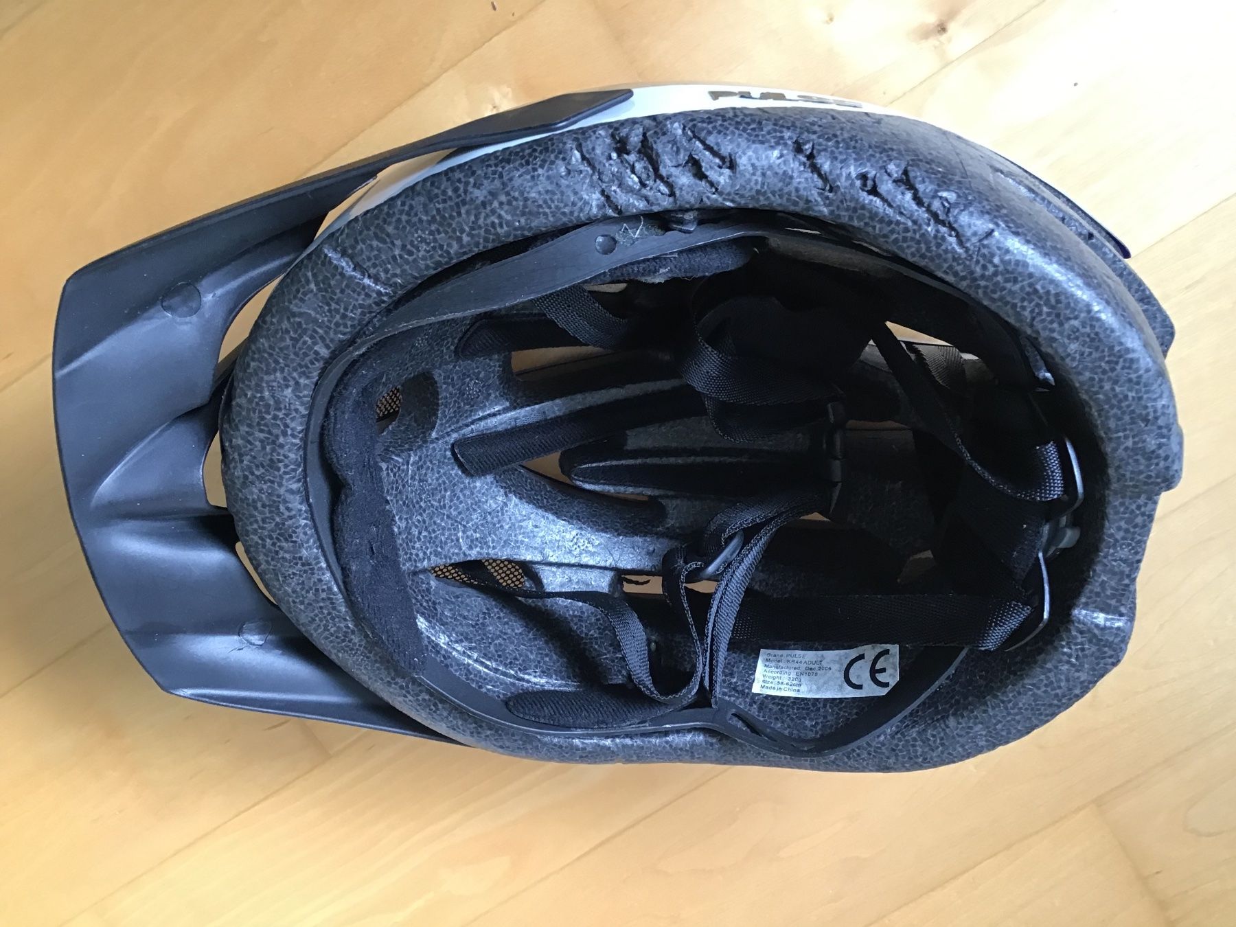 Caschi: Fahrradhelm (58-62) – Usato da Kriens venduto da Linka 1