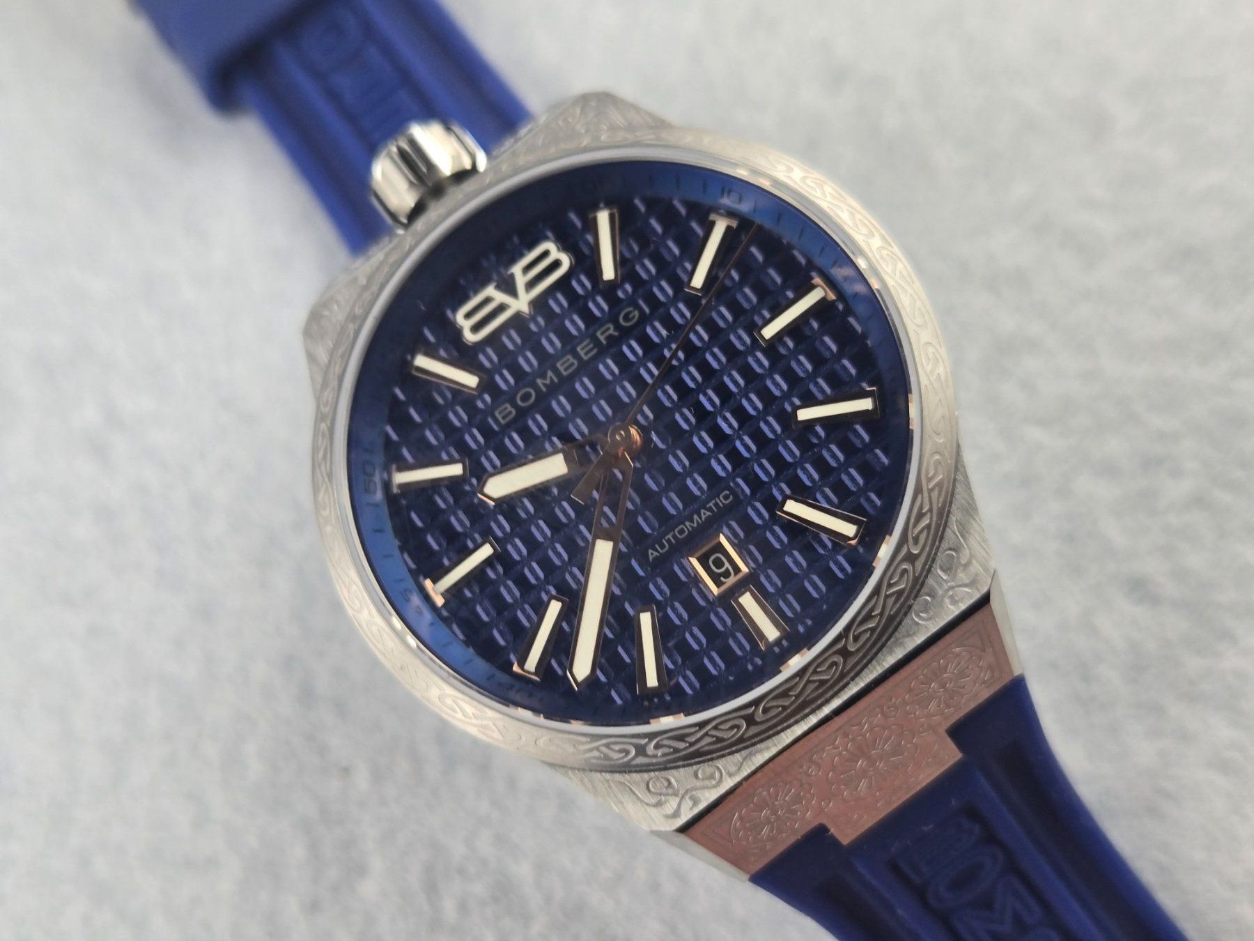 Bomberg Orologi: Bomberg Bolt-68 Neo Auto Metropolis Blue – Nuovo (secondo la descrizione) da Chabrey venduto da Horology 5
