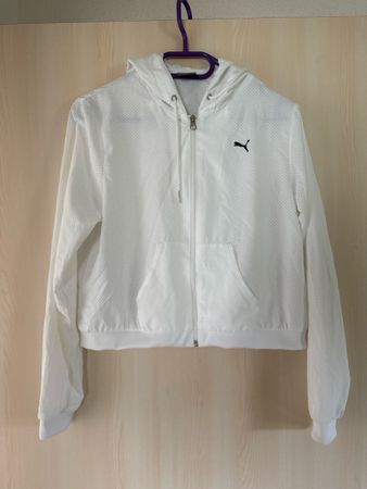 Puma Kapuzenjacke weiss perforiert Grösse L guter Zustand