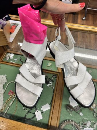 Weisse Arche Sandalen Gr.42  Leder weiss neu