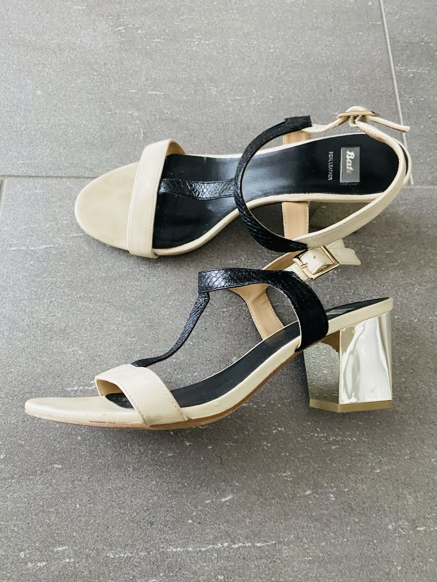 Damenschuhe: BATA SANDALEN LEDER GRÖSSE 37 – Gebraucht aus Malters von Kuettel1 2