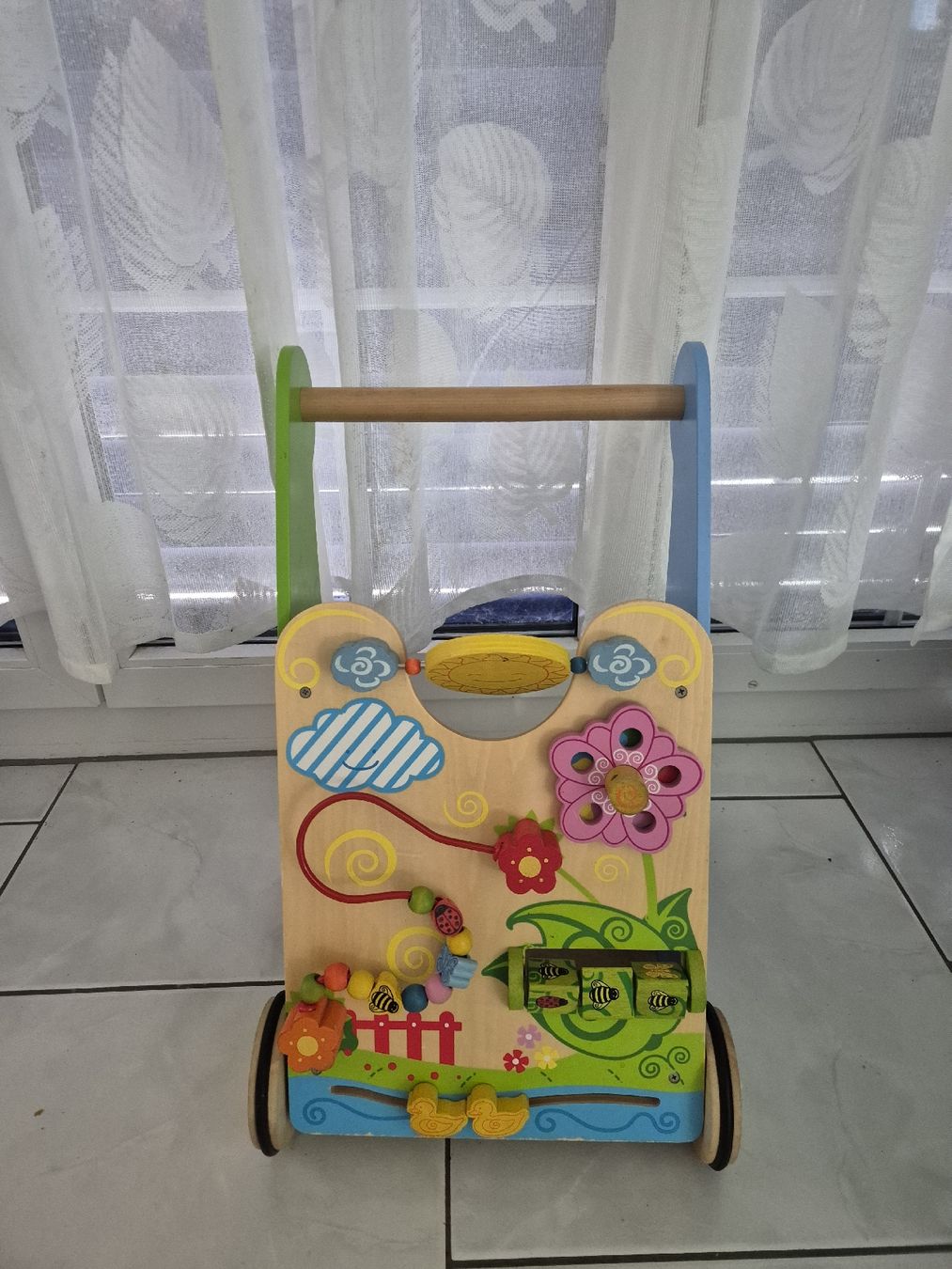 Véhicules pour enfants: Laufwagen / Laufhilfe – D'occasion à Merenschwand par Bronixx