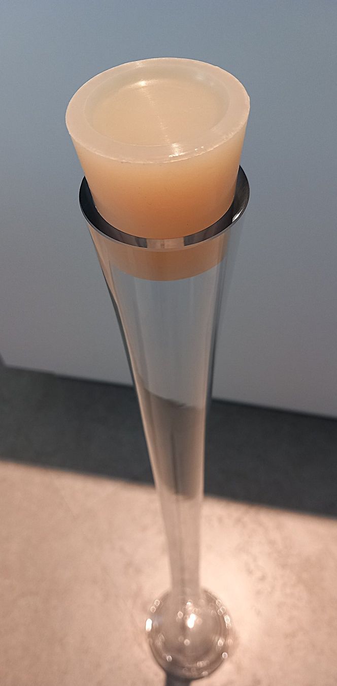 Altro: Barflasche 83 cm hoch mit Kunststoffzapfen – Usato da Lindau venduto da san_kg2j 1