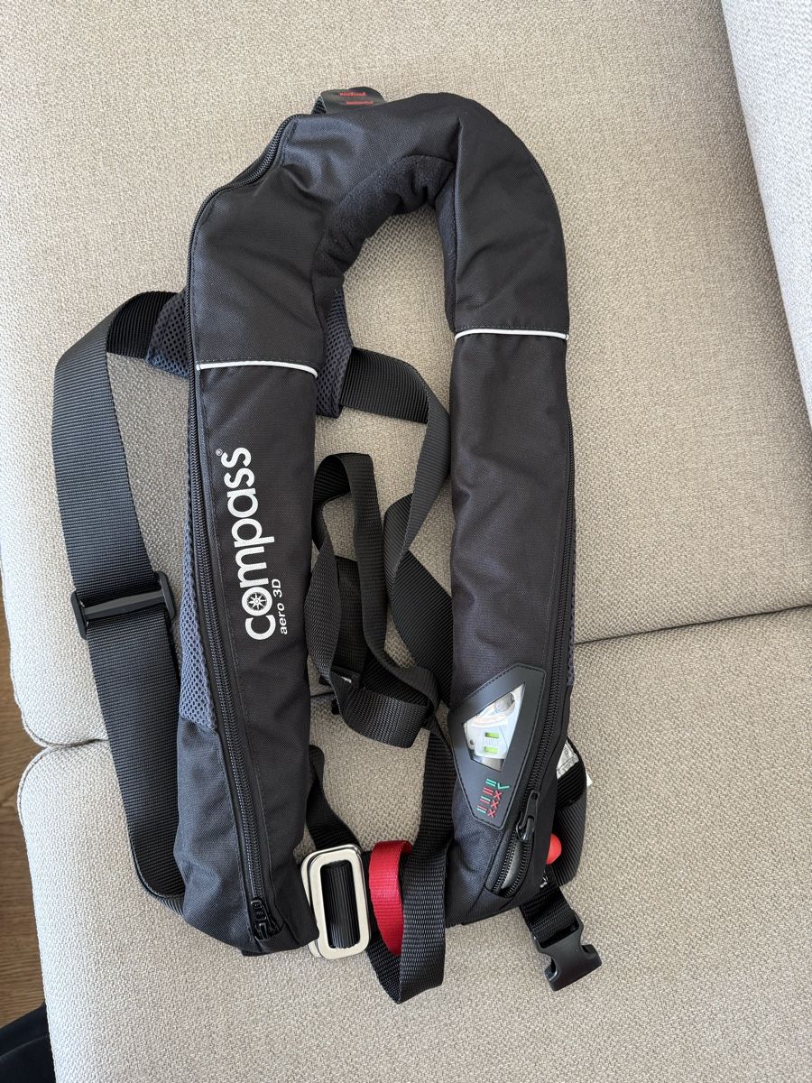 Schwimmwesten: Schwimmweste mit Automatik – Neu und originalverpackt aus Meilen von dan_bsf6