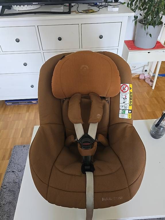 Seggiolini per auto: Maxi-Cosi kindersitz  – Usato da Klingnau venduto da GiiNii95 1