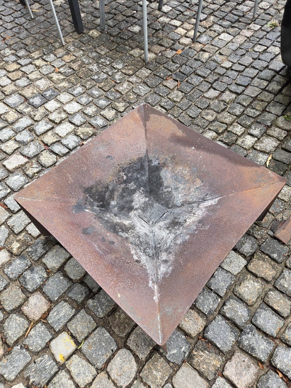 Feuerschale: Feuerschale 70×70cm – Gebraucht aus Pfäffikon ZH von Nana114 1