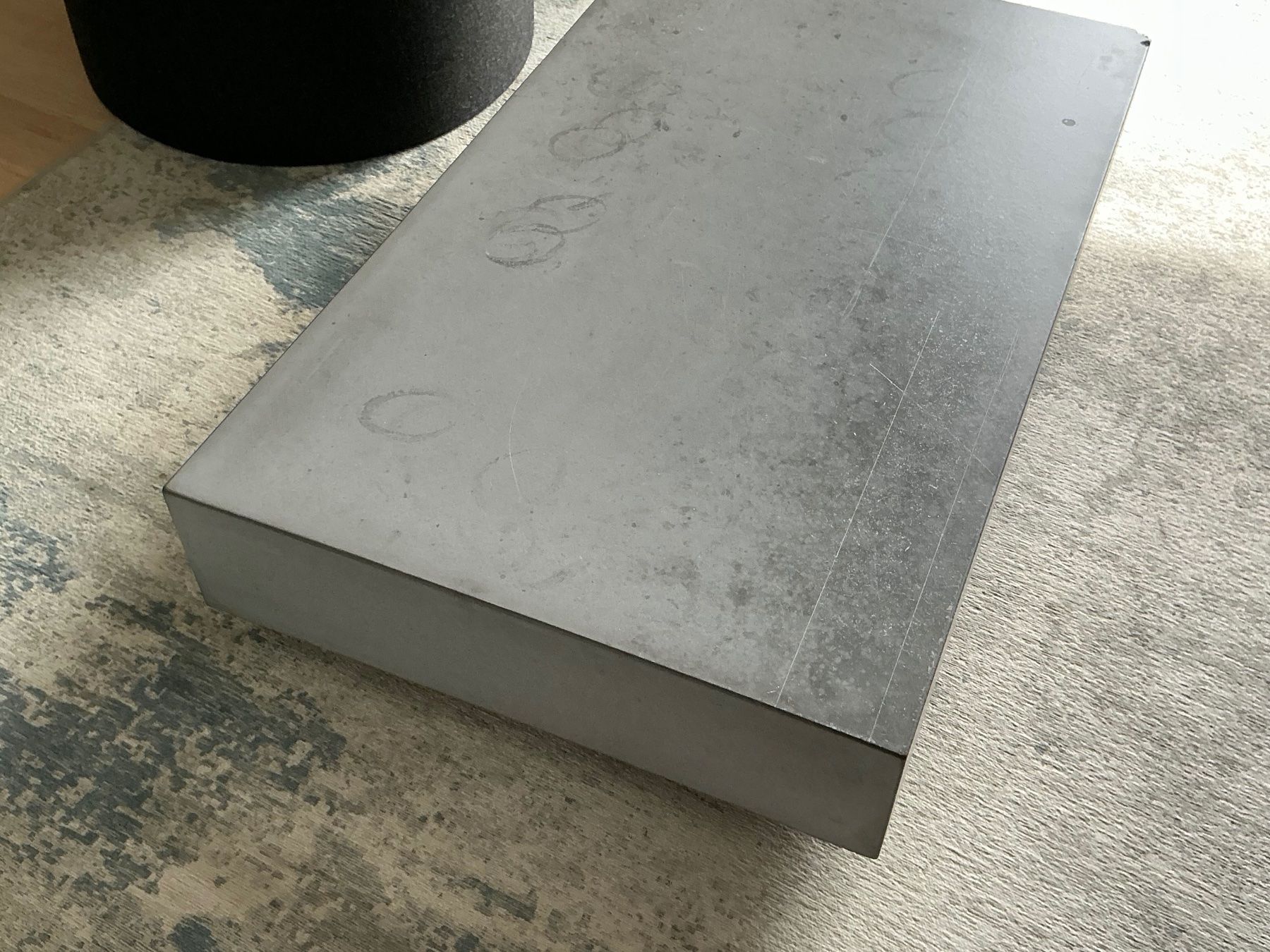 Tavoli: Beton-Couchtisch – Usato da Zollikon venduto da halbkarat 2