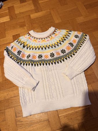 Schöner Pullover