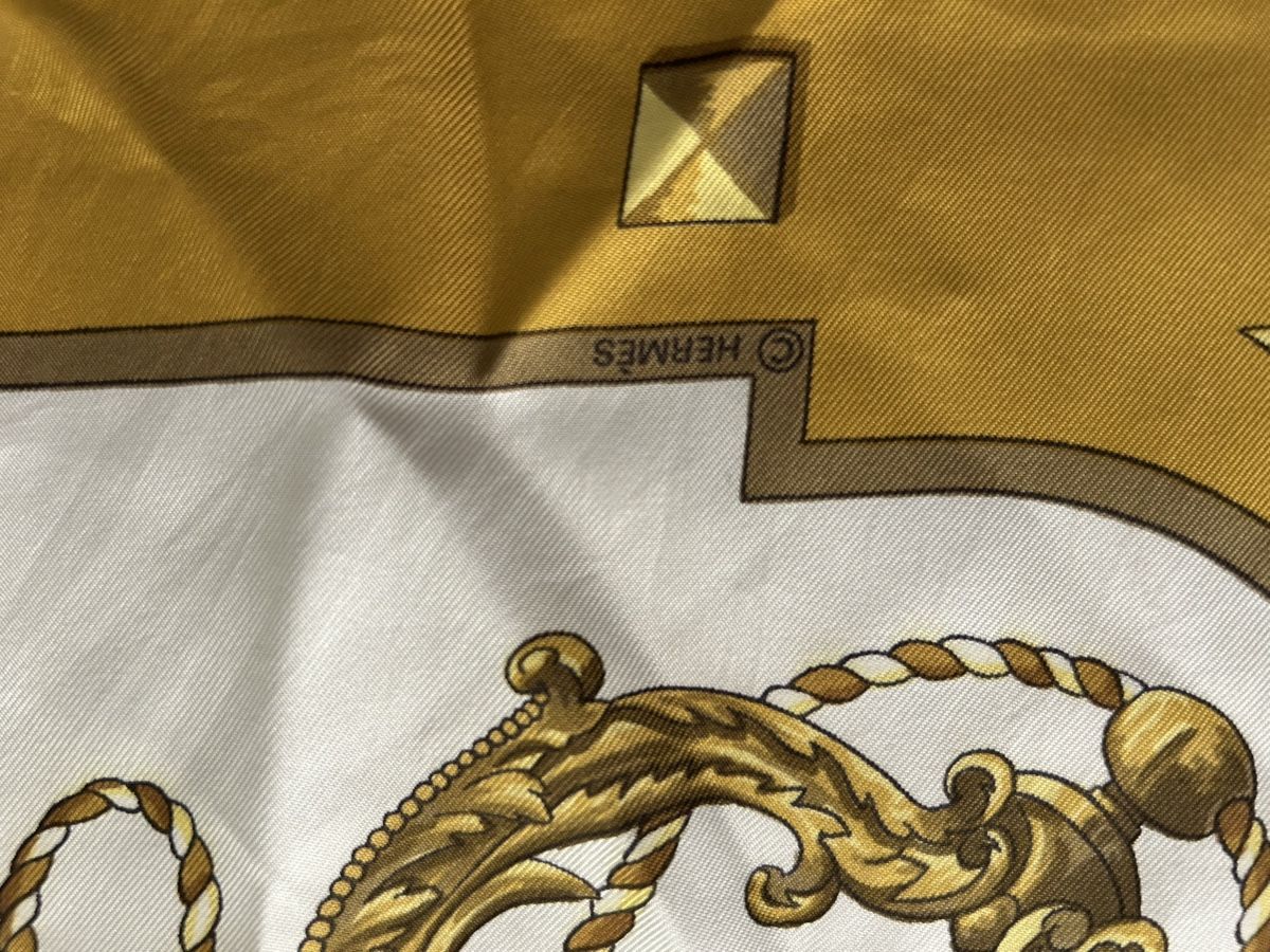 Hermès Foulards & écharpes: carré Hermès "Les Clés" – D'occasion à Bubendorf par Chantal4416 8
