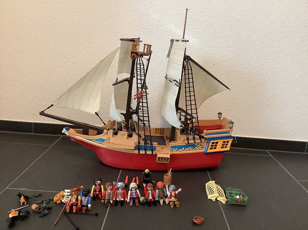 Giocattoli: Playmobil Schif gross – Usato da Laufen venduto da ver_r2ym