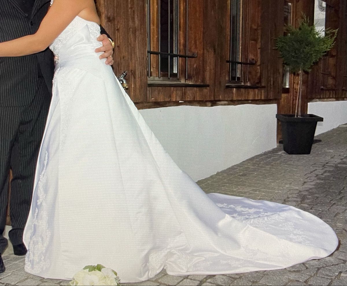 Vestiti: Hochzeitskleid Grösse 38 – Usato da Glattfelden venduto da Schmoni18 5