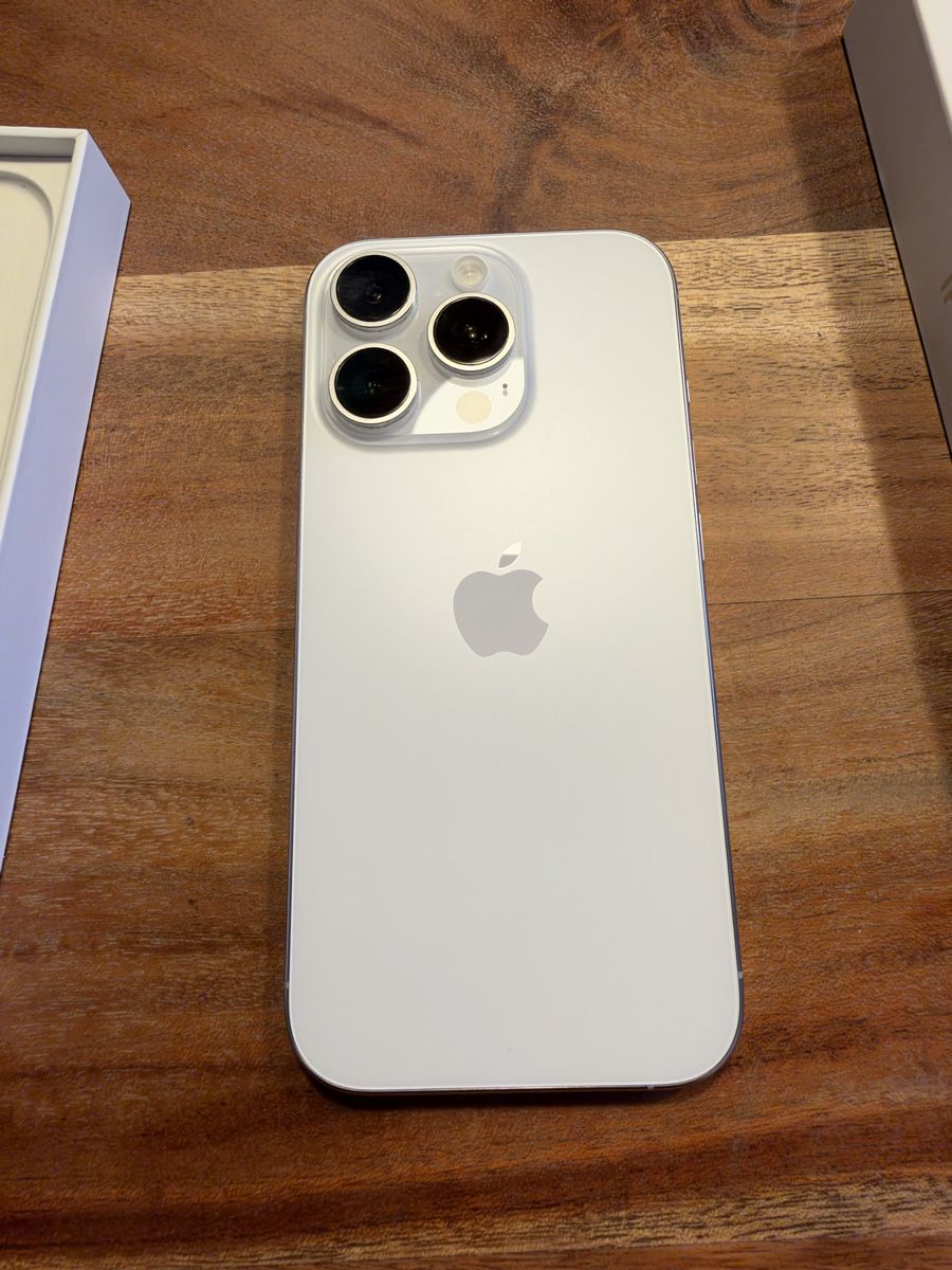 Apple Handys / Smartphones: Iphone 16 pro 256gb – Gebraucht aus Herznach von Polygraph 4