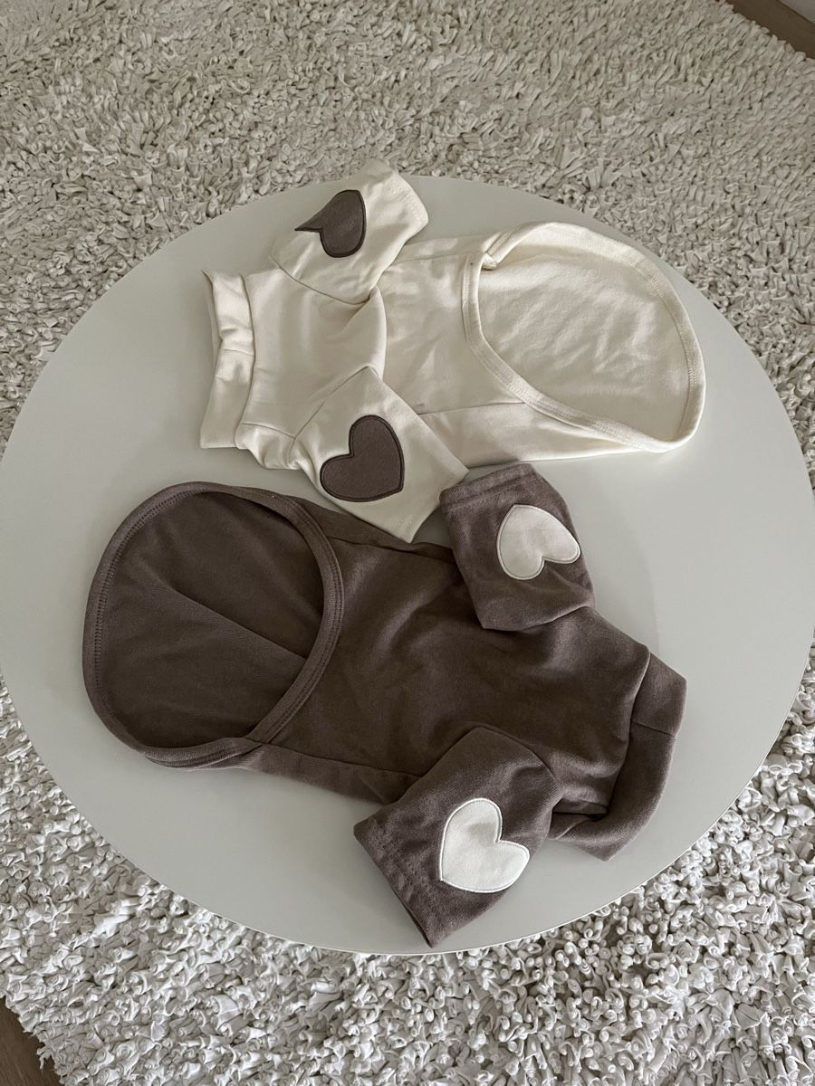 Abbigliamento: Hundeshirt 2x – Nuovo (secondo la descrizione) da Wermatswil venduto da -secondchance-