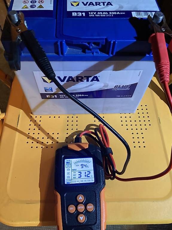 Varta Batterie: Batterie auto Varta B31  45 Ah – Usato da Lausanne venduto da optimus_p 1