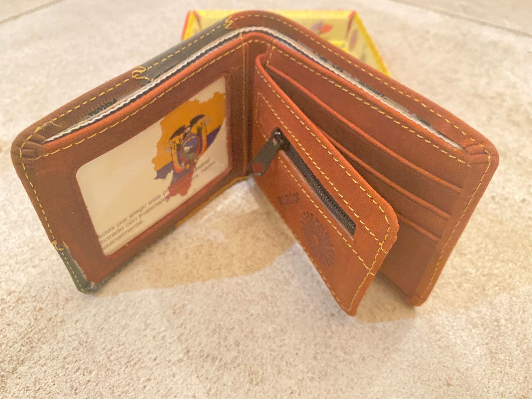 Portafogli: Portefeuille cuir Ecuador original – Usato da Lausanne venduto da 55Foxtrot