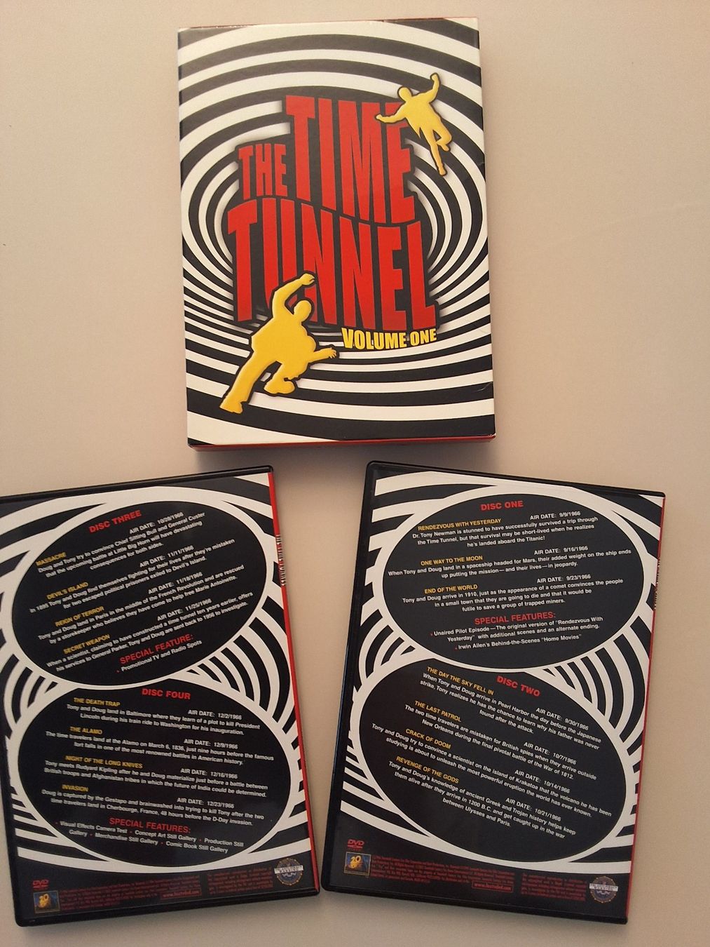 Alle DVDs: The Time Tunnel - Volume 1&2 - DVD Box - US-Import – Gebraucht aus Zofingen von bsiegent 2