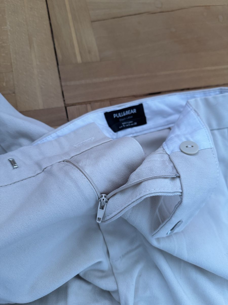 Pull&Bear Pantaloni: Pull&Bear Anzughose Stoffhose beige Gr. S Straight Leg  – Usato da Wittenbach venduto da Apicel 2