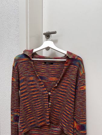Farbiger Cardigan gina tricot