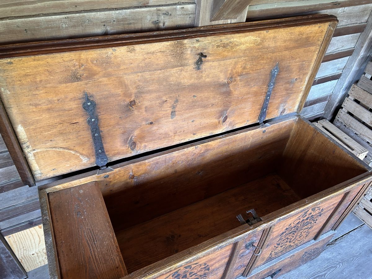 Cassapanche: Holztruhe antik mit Bemalung Jg. 1680 – Usato da Konolfingen venduto da Remo90 5