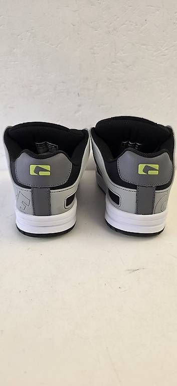 Globe Chaussures hommes: Chaussures NEUVES Globe Tilt, 42 – D'occasion à Sugiez par factorysportoutlet 2