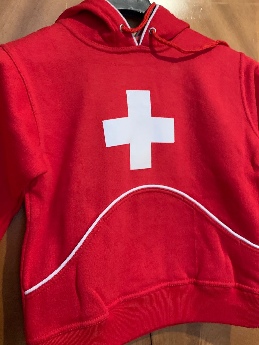 Pullover & Sweatshirts: Kapuzenpulli Grösse 116 – Neu und originalverpackt aus Horgen von Horga 1