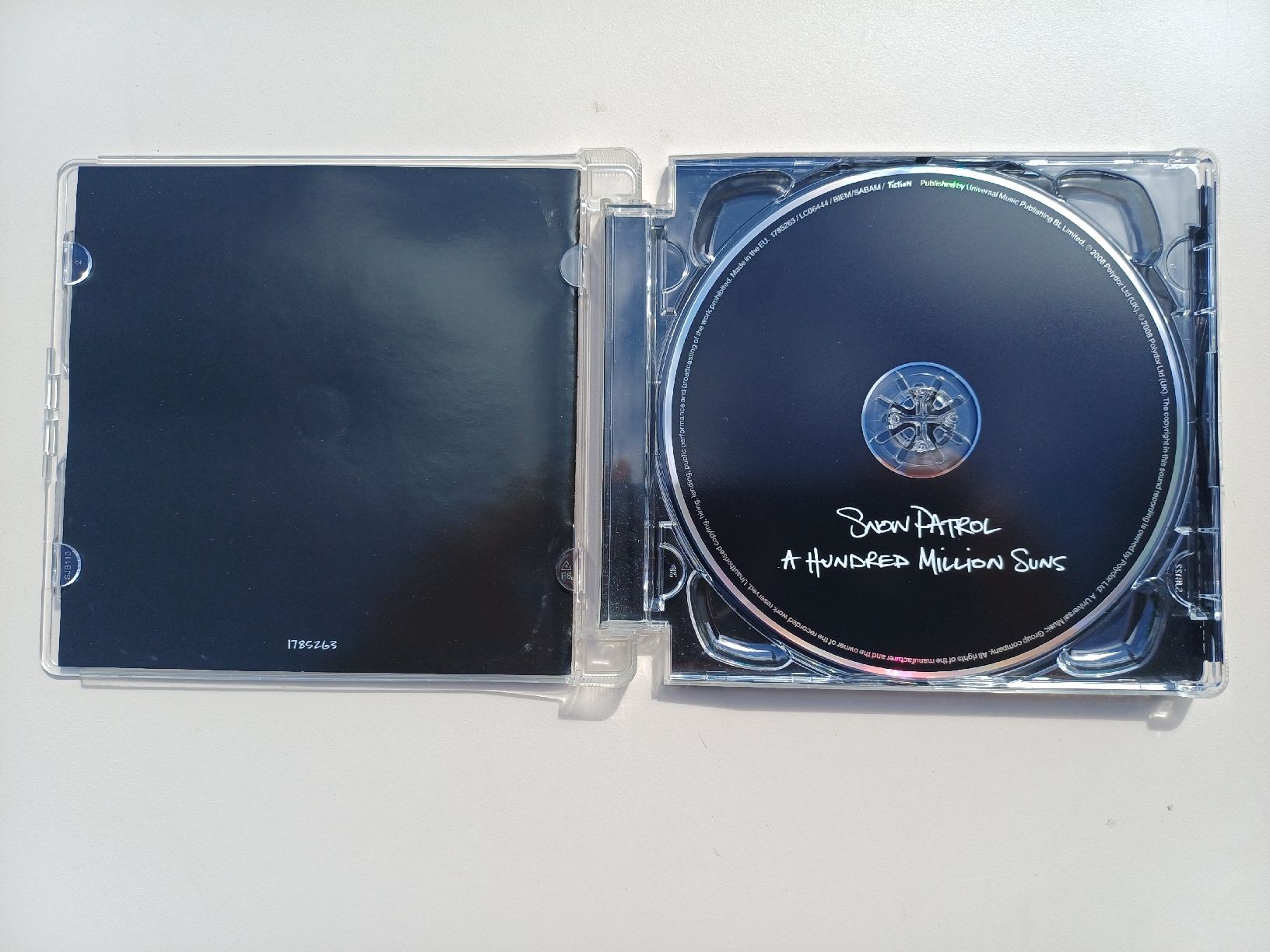 CD: Snow Patrol "A hundred million suns" CD – Usato da Begnins venduto da Drastic-Sound 2