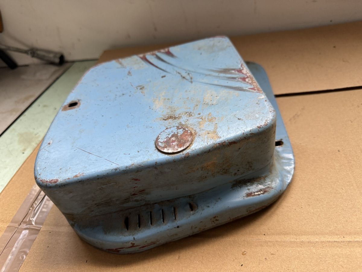Tutti i ricambio per moto: Cache pour moto ancienne vétéran oldtimer JAWA – Usato da Courtételle venduto da claude41 4