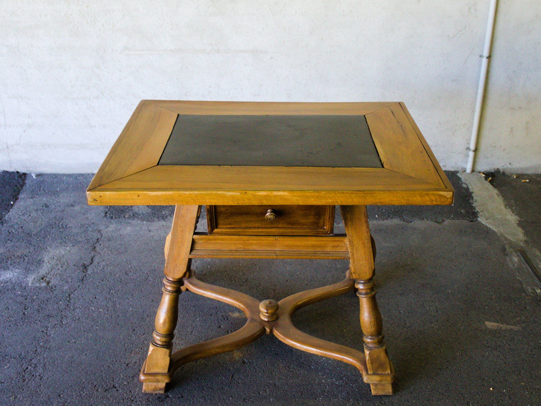 Tavoli: Table rustique – Usato da Les Mayens-de-Sion venduto da valbroc 1