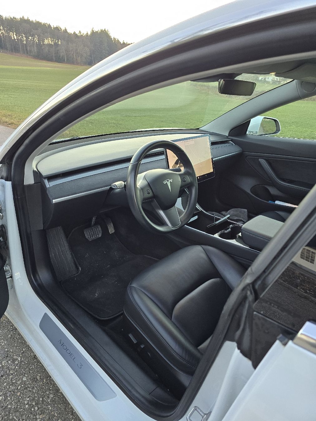 Tesla Automobili: Tesla Model 3 Dual Motor 476ps – Usato da Hettiswil venduto da Keeoll 5