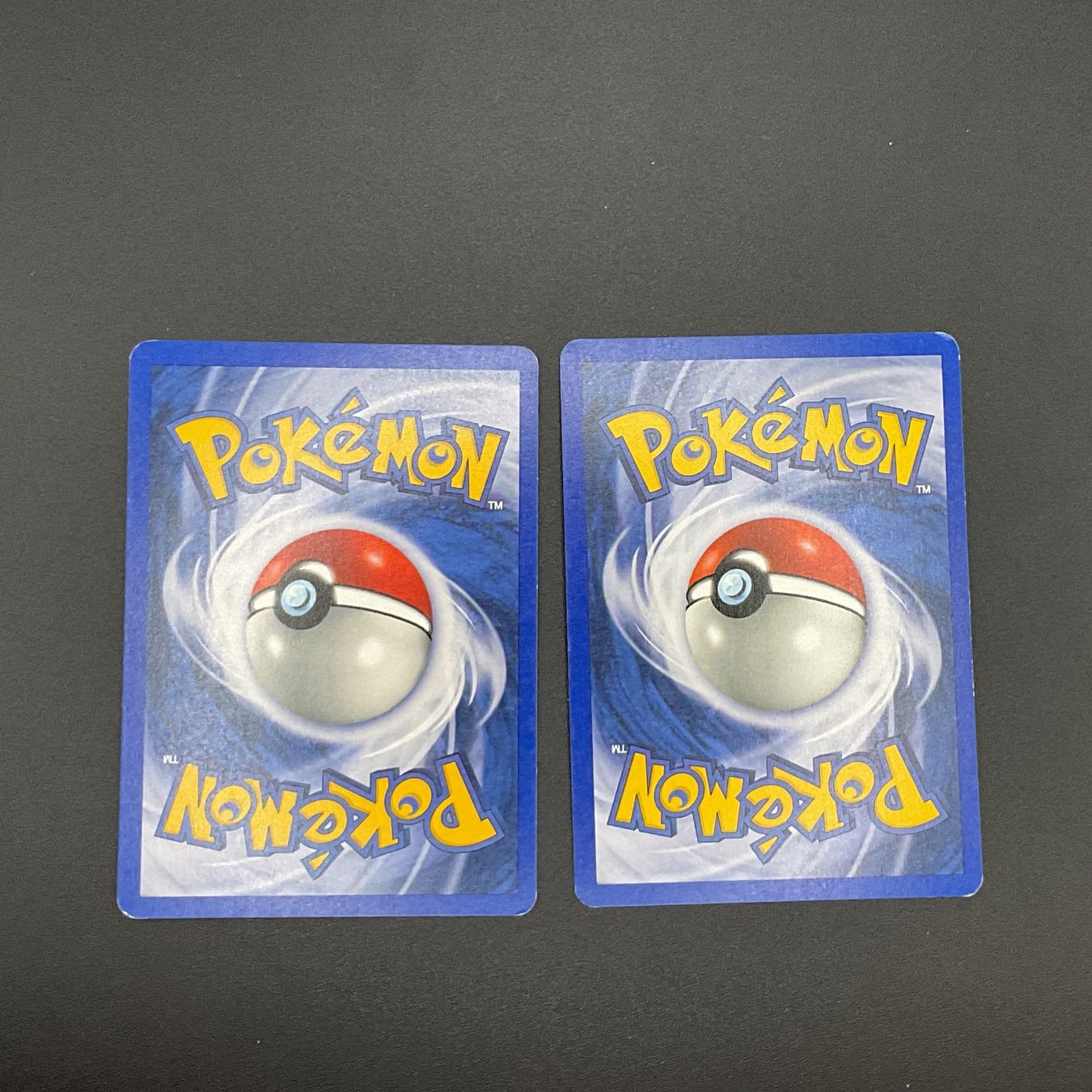 Pokémon Carte collezionabili: Pokémon 2x Evoli 55/82 Team Rocket DE Ab 1 -. – Usato da Niederuzwil venduto da NadineS75 1