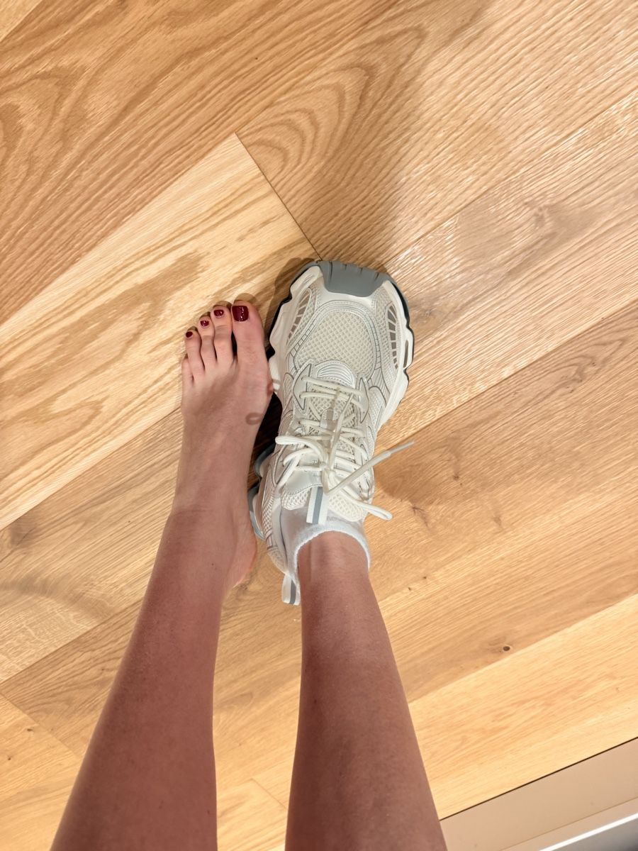 Scarpe da uomo: Schuhe Sneaker Grösse 42/43 – Nuovo (secondo la descrizione) da Dotzigen venduto da White_Warrior 5