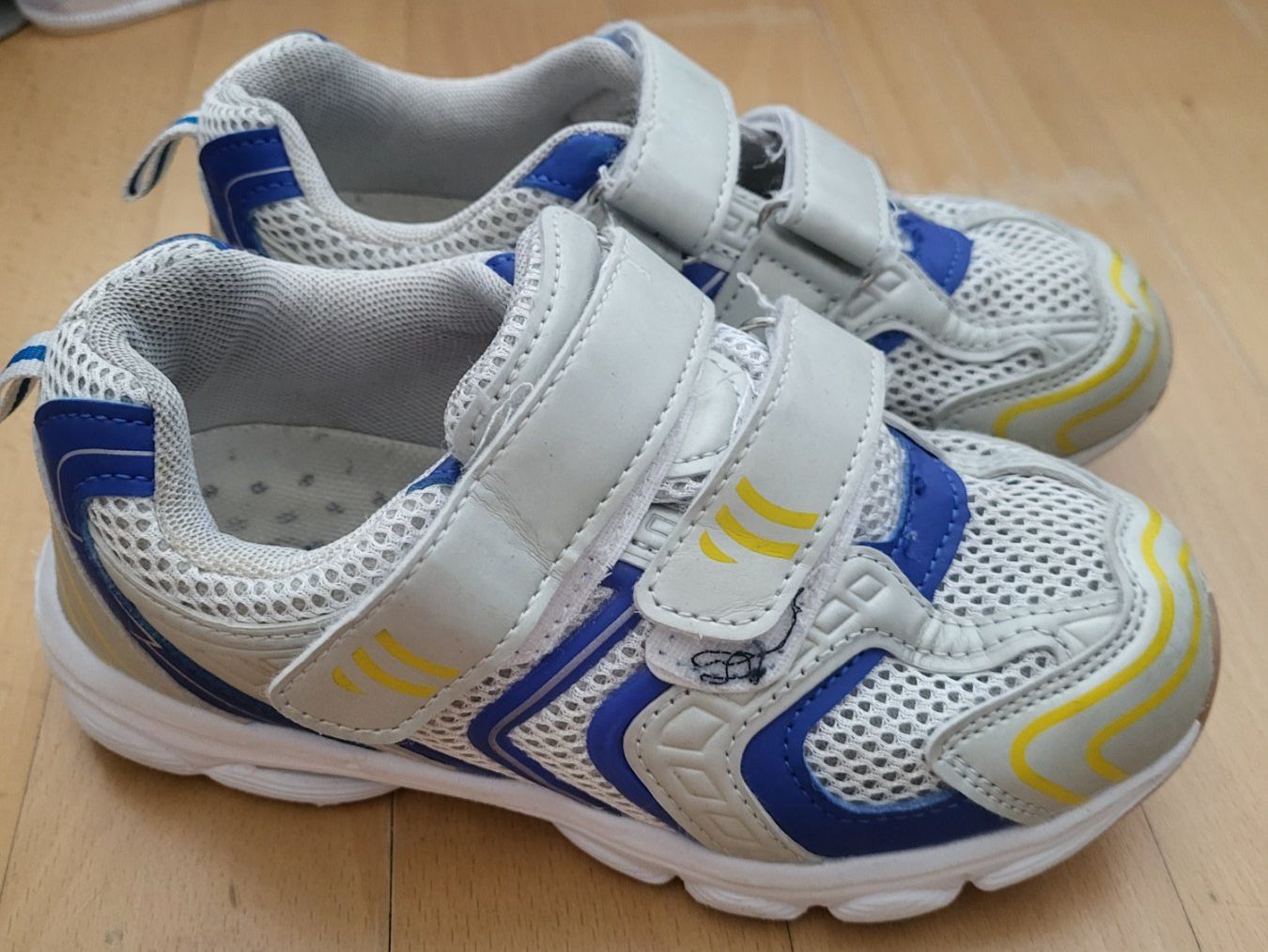 Scarpe per ragazzi: Turnschuhe gr. 31 – Usato da Boswil venduto da i12i 3