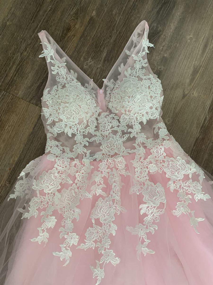 Vestiti: Brautkleid/Festkleid – Nuovo (secondo la descrizione) da Emmen venduto da ama_8wmn 2