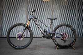 Unno Mith Race S2 Custom Build (Garantie bis 2028)