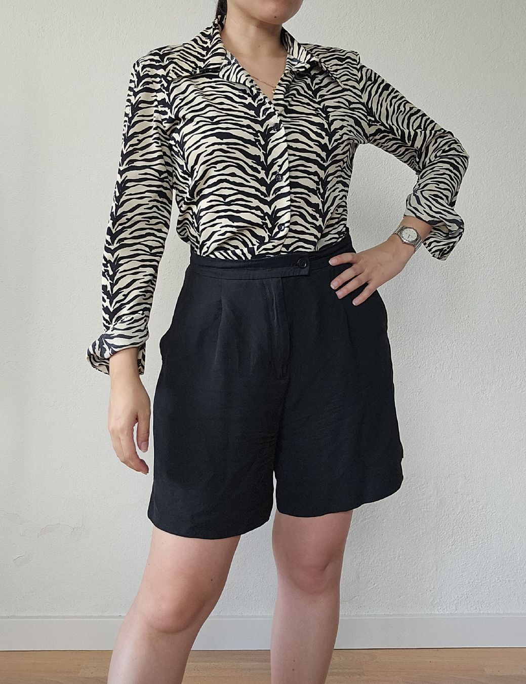 Camicette: Vintage Zebra Bluse Made in Italy, Gr. M, 100% Polyester – Usato da Zürich venduto da Mme.Sora 1