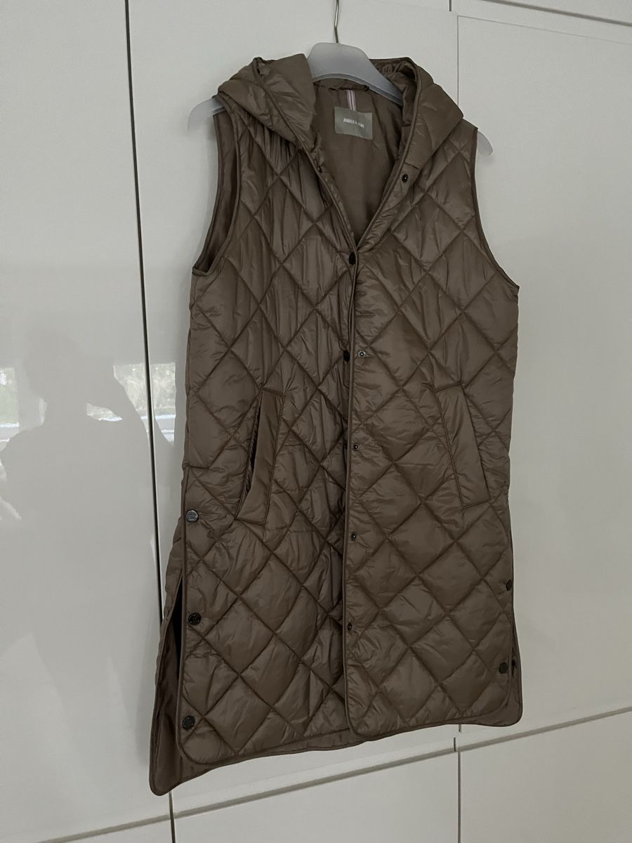 Gilet & Giacche senza maniche: Langes Steppgilet mit Kapuze – Nuovo (secondo la descrizione) da Wermatswil venduto da -secondchance- 2