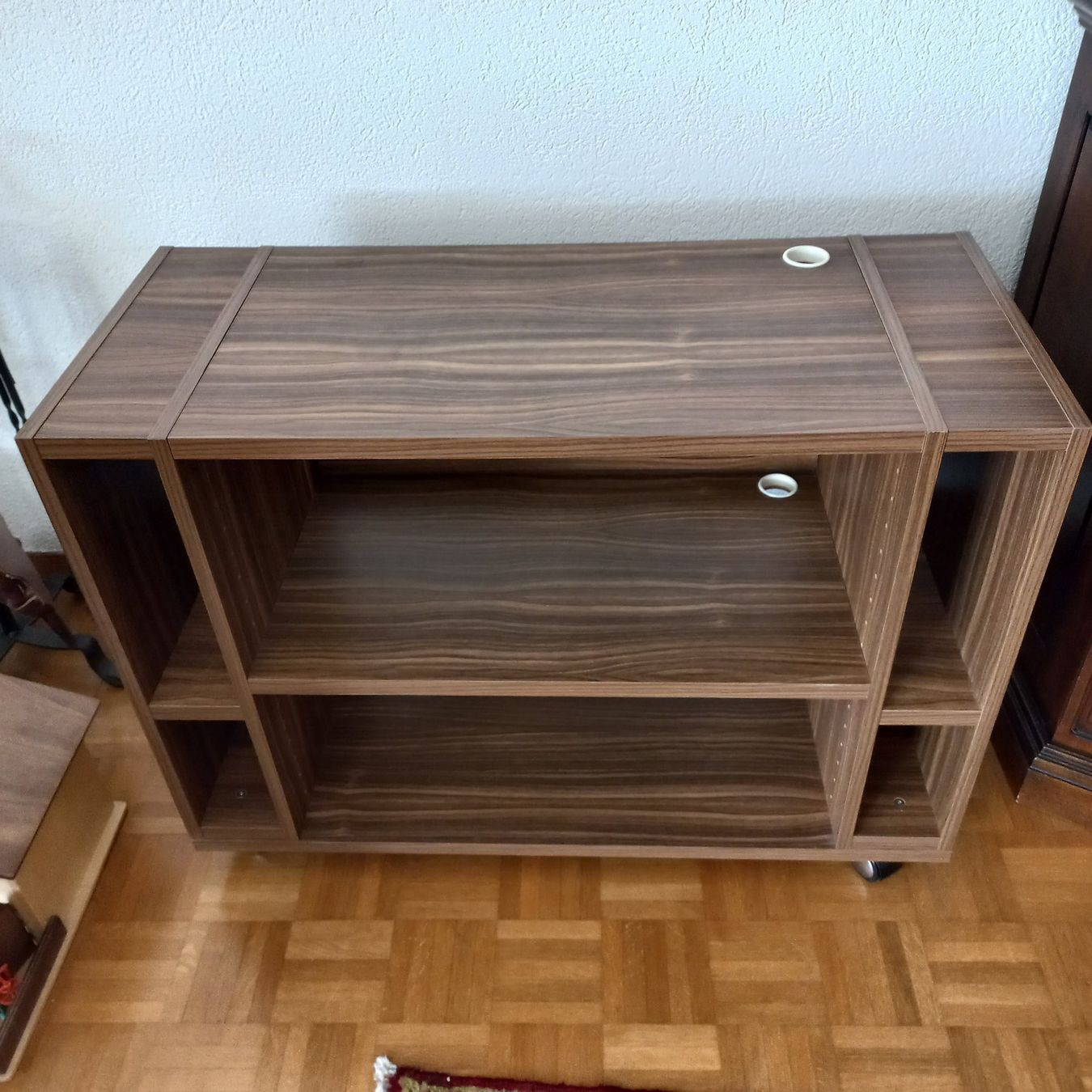 Meubles TV: Meuble TV/hifi à roulettes – D'occasion à Jongny par dve_7nbz