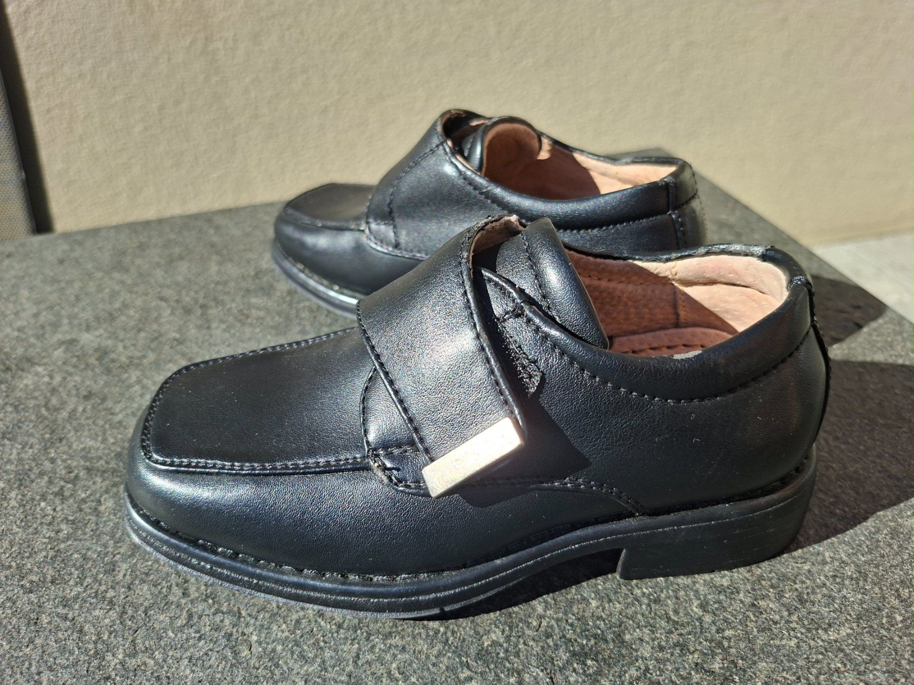 Schuhe für Jungen: Schuh – Neu (gemäss Beschreibung) aus Emmenbrücke von Ddagi