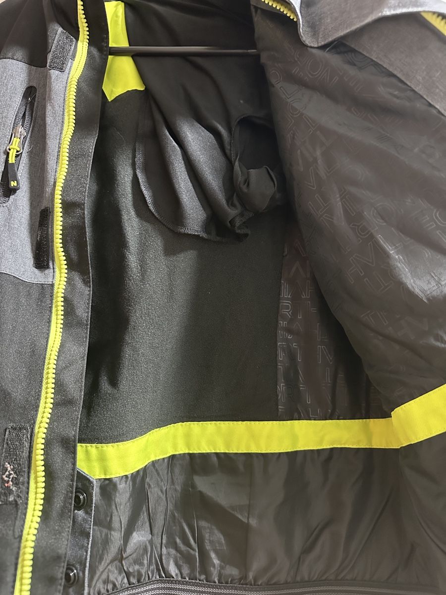 C&A Giacche & Cappotti: Northville Winterjacke / Ski Jacke – Nuovo (secondo la descrizione) da Oberurnen venduto da nes_8xqt 2