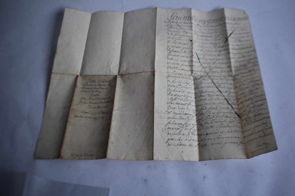 Tutti i francobolli: Lettre rente manuscrite Vaud 1766 – Usato da Vandoeuvres venduto da Dom-Tom