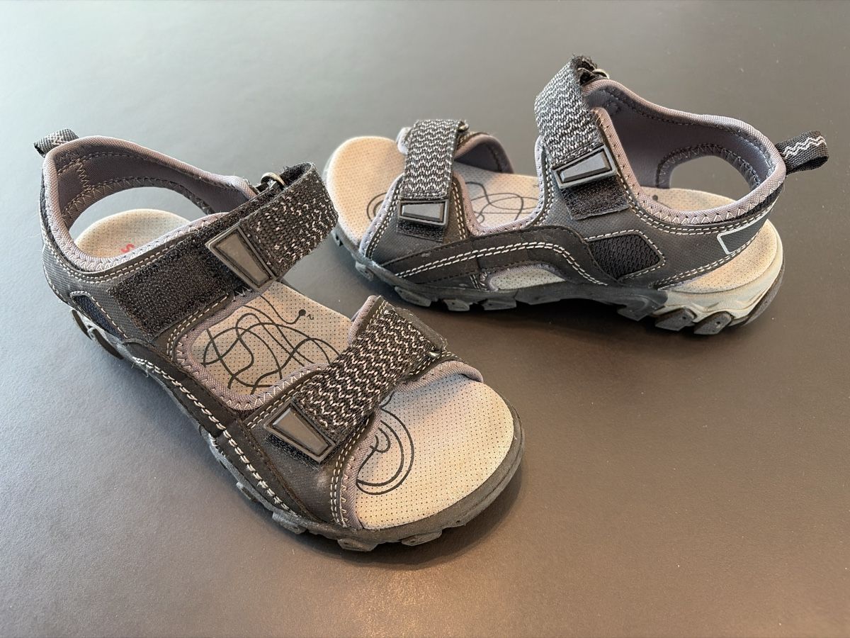 Superfit Scarpe per ragazzi: Sandalen Superfit 34 neuwertig – Usato da Benken ZH venduto da Pinot2015 1